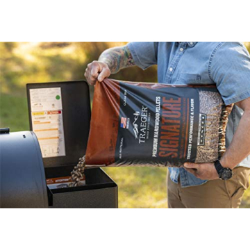 Buy Traeger Grills Signature Blend Wood Pellets 20 lb