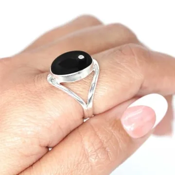 JEWELOPORIUM 925 Sterling Silver Ring for Women Genuine Black Onyx Stone Fashion Silver Ring Size 7....