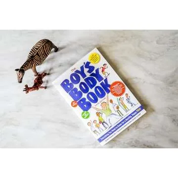 The Boy's Body Book (Fifth Edition): Everything You Need to Know for a Healthy, Happy YOU! (The Ultimate Handbook For Pre-Teen Boys) (Boys & Girls Body Books)