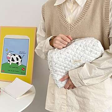 Juoxeepy Cotton Makeup Bag Large Travel Cosmetic Bag Quilted Cosmetic Pouch Coquette Aesthetic Floral Toiletry Bag