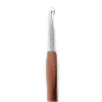 Clover 1049/J Amour Crochet Hook, Size J, 6.0mm