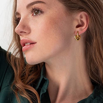 YeGieonr Gold Hoop Earrings - Versatile Huggie Jewelry