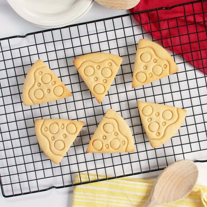 Pizza Cookie Cutter for Fun Baking by Bakerlogy