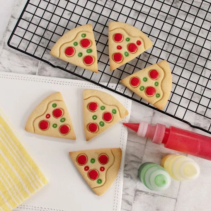 Pizza Cookie Cutter for Fun Baking by Bakerlogy