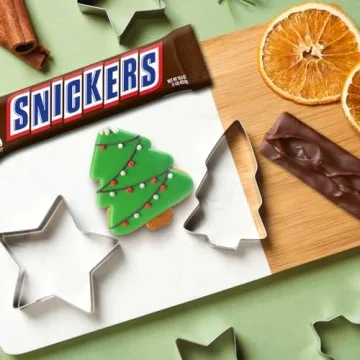 SNICKERS Chocolate Giant Bar, Perfect for All Occasions