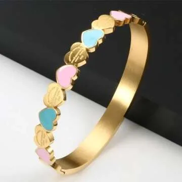 New 2024 Cute Love Heart Gold Plating Staiess Steel Lucky Cuff Bangles Women Girls Wedding Party Charm Bangles Jewelry Gift Fashion Accessories