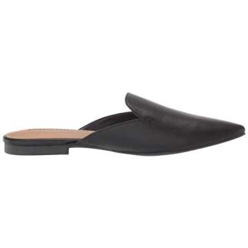 Amazon Essentials Women's Pointy Toe Mule with Mini Heel, Black, 7
