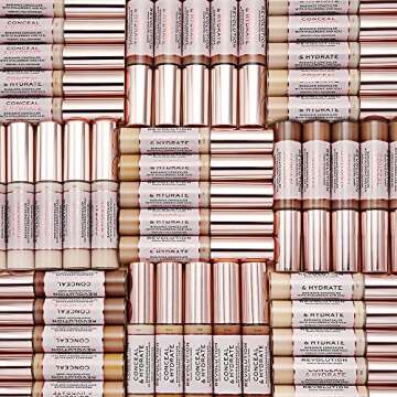 Makeup Revolution Conceal & Hydrate Foundation for Radiance