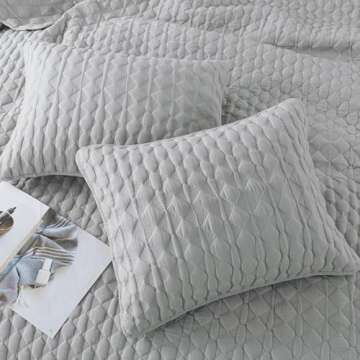 WDCOZY Light Grey Quilt King Size Bedding Set with 2 Pillow Shams, Lightweight Soft Bedspread Coverlet, Thin Comforter Bed Cover for All Season, 3 Pieces, 104x90 inches