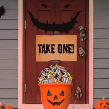 150 Count Halloween Chocolate Candy Mix for Parties