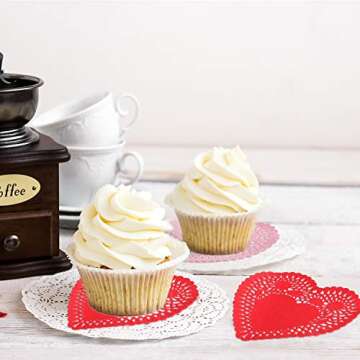 Chuangdi 250 Pieces Heart Doilies Heart Paper Doilies Mini Valentine Doilies for Valentine's Day Wedding Party Decoration Ornaments