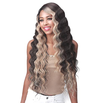 Bobbi Boss MLF538 Ramona HD Lace Wig for Stylish Looks