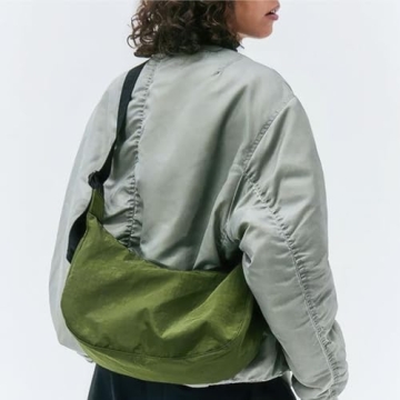 Stylish Medium Nylon Crescent Bag for Daily Use