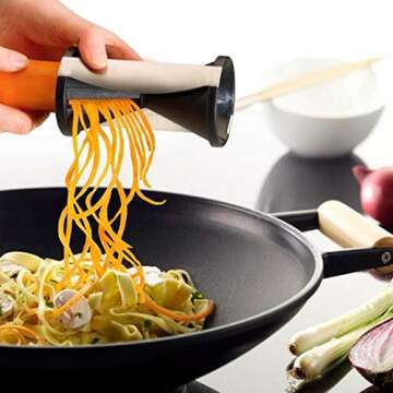 Family Home Spiralizer, Spiral Vegetable Slicer & Zucchini Pasta Noodle Spaghetti Maker (Colors May Vary)