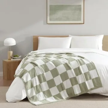 Cozy Checkered Throw Blanket for All Seasons - BEDHACEM