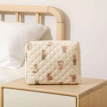 uekeboag 2 pcs Large Floral Quilted Makeup Bag Set for Women, Cotton Quilted Big Cosmetic Bag, Coquette Aesthetic Cute Travel Toiletry Bag(01White Bear)