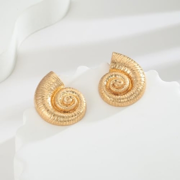WOWORAMA Vintage Gold Conch Shell Earrings for Women
