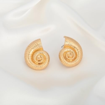 WOWORAMA Vintage Gold Conch Shell Earrings for Women