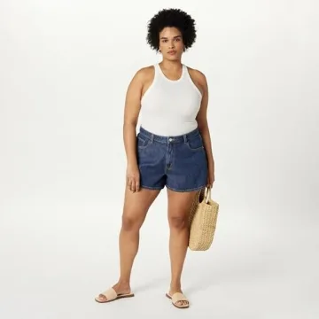 Flattering Flared Denim Shorts for Summer Style