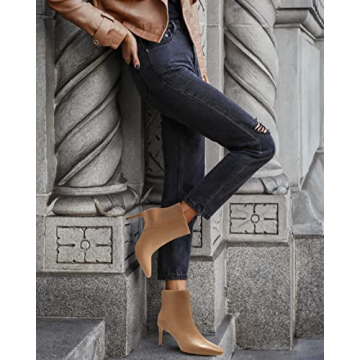 Juliet Holy Stylish Women's Ankle Boots for Every Occasion