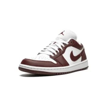 Nike Jordan 1 Low Women Stylish Athletic Shoes