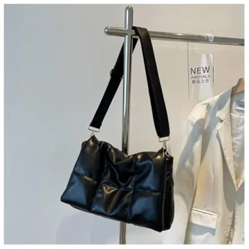 Stylish Quilted Crossbody Bag for Fashion-forward Women