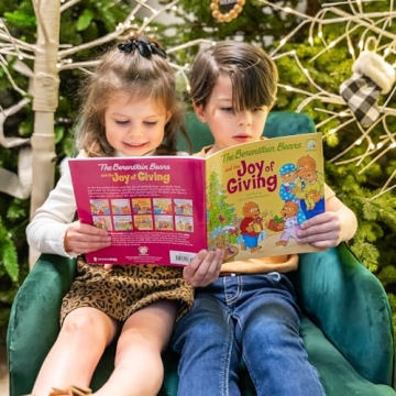Berenstain Bears Christmas Book Joy of Giving for Kids