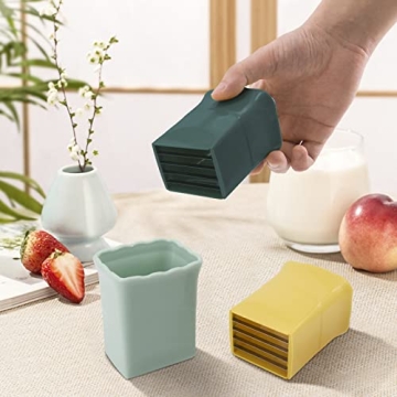 Strawberry Cutter - Effortless Fruit Slicer for All Ages