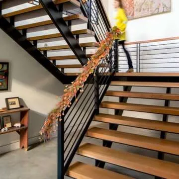 Fall Leaves Garland – 82" Autumn Decor for Indoors & Outdoors