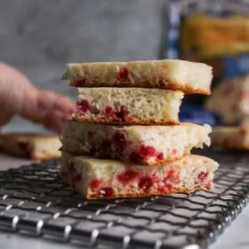 Martha White Muffin Mix Sampler Package with Favorite Banana Nut - 6 Pack of Various Flavors