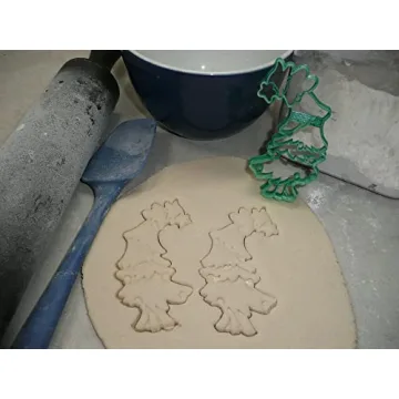 Grinch Movie Themed Set of 5 Cookie Cutters for Baking