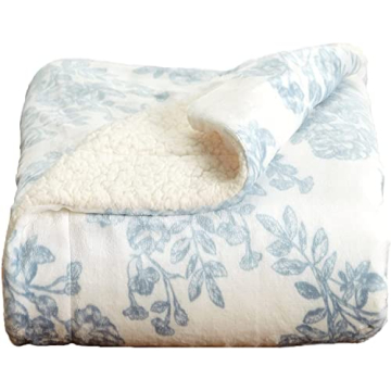 Premium Reversible Sherpa and Fleece Velvet Plush Blanket. Cozy, Soft, and Warm Berber Fleece Bed Blanket. Cielo Collection. (50" x 60" Throw, Toile Blue)
