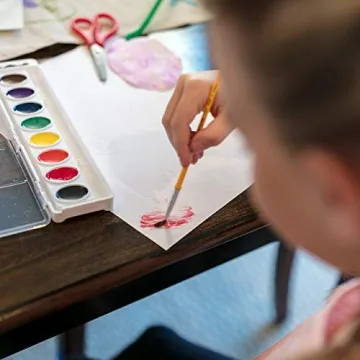 Vibrant Crayola Watercolor Set for Kids' Art Projects