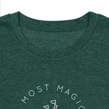 Merry Christmas Shirt Women Xmas Lights Castle Graphic Tops Tee Casual Short Sleeve Holiday T Shirt(Green,Medium)