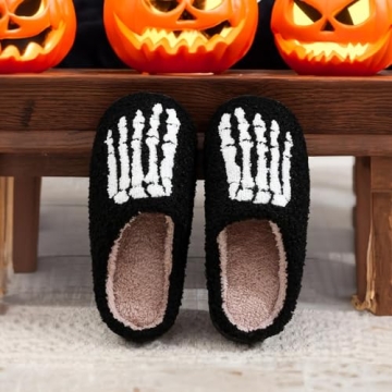 Swetler Heart Slippers - Cozy, Trendy Comfort for All