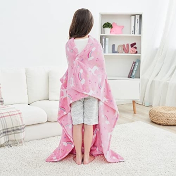 Wearable Unicorn Snuggie for Cozy Kids' Comfort