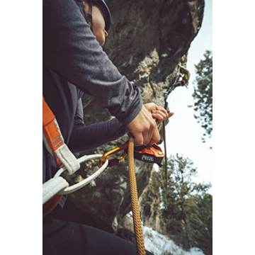 Petzl Grigri Belay Device - Superior Comfort and Safety for Climbers