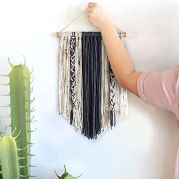 KRASKA Boho Wall Decor Hanging - Yarn Wall Hanging Decor Boho Tapestry - Hippie Decor Knitted Cute Chic Wall Art Boho Decor Bedroom - Boho Macrame Wall Hanging Size 12 x 19 inch Gray