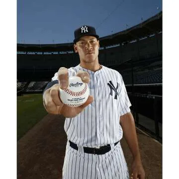 Rawlings 2022 MLB Baseball with Display Case | ROMLB-R