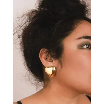 Chic Sacina Gold-tone Heart Earrings for Women