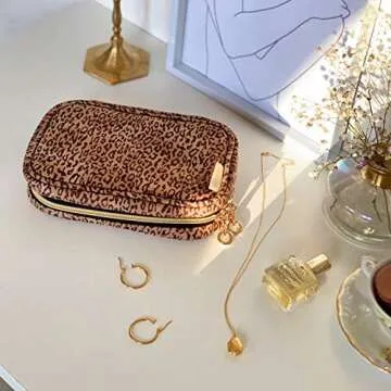 BAGSMART Travel Jewelry Organizer Case Small Jewelry Roll for Journey-Rings, Necklaces, Earrings, Bracelets, Leopard Print