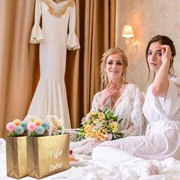 CHENGU 8 Pieces Bridesmaid Gift Bags I Do Crew Bachelorette Bags Bridesmaid Gifts for Wedding Day Bachelorette Party Bridal Party Favor Team Bride Bridal Shower(Gold)