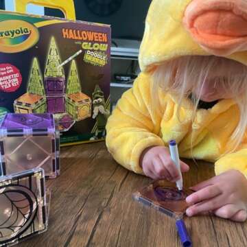 CreateOn Crayola Halloween Glow Doodle Tiles Set for Kids