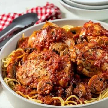 Flavor-Packed McCormick Minced Garlic, 9 oz for Every Cook