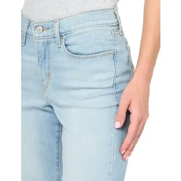 Levi's Women's Classic Straight Jeans for Every Occasion