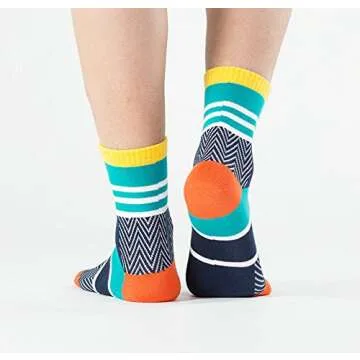 UBUMO Mens Toe Socks Five Finger Cotton Crew Casual Colorful Patterned 6 Pairs