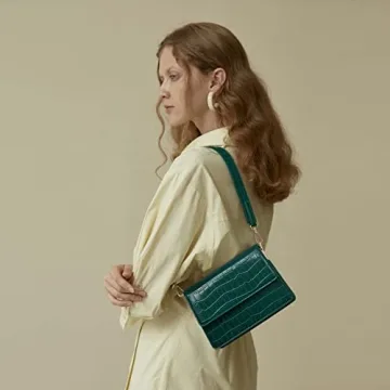 Telena Women's Crocodile Green Faux Leather Handbag
