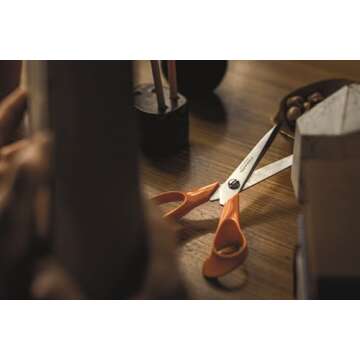 Fiskars General Purpose Scissors, Total Length: 21 cm, Quality Steel/Synthetic Material, Classic,