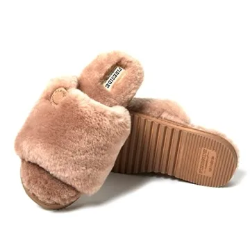 Dearfoams Women's Fireside Cairns Shearling Easy on/Off Slide Sandal Slipper