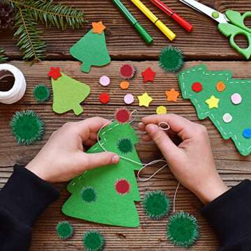 BQTQ 1800 Pieces Christmas Pom Pom Balls Glitter Tinsel Pom Pom for Craft Making and Christmas Decorations (4 Sizes, White, Green, Red)